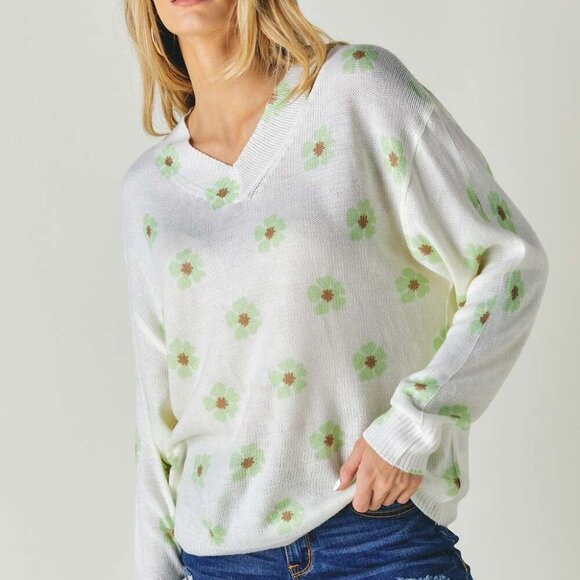 DAVI & DANI FLORAL PRINTED V NECK SWEATER - Picture 5 of 10